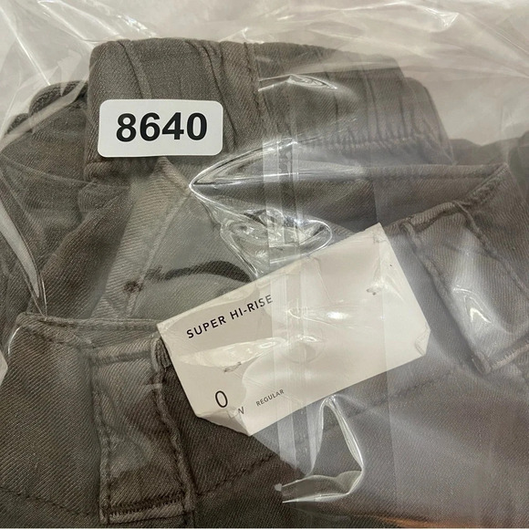 New! American Eagle super hi-rise cargo joggers pants 28640 - Picture 8 of 8